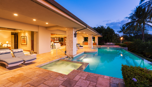 How can I contact the leading swimming pool builders in Del Mar & the surrounding areas